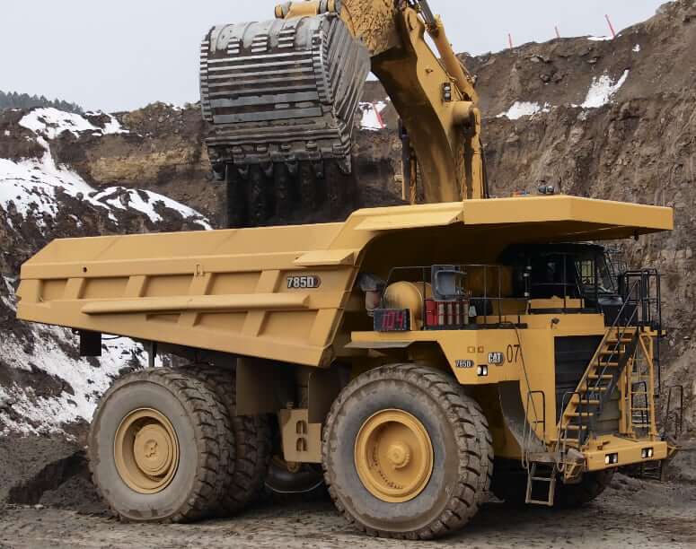 Грузоподъемность и емкость кузова самосвала Caterpillar 785D