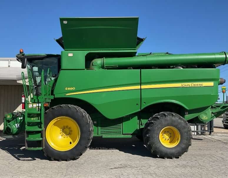 Масса комбайна John Deere S680