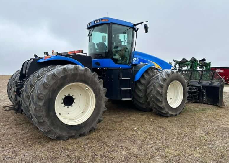 Размеры передних и задних шин New Holland T9040