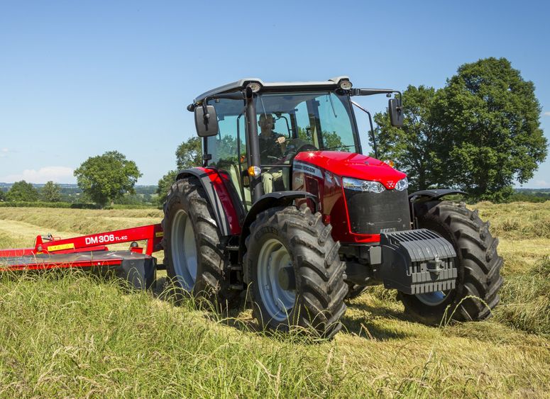 Трактор Massey Ferguson MF 6713